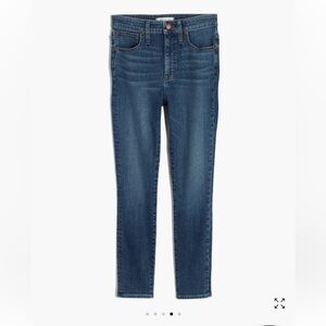 Madewell Curvy Highrise Crop Jeans in Dalstrom Wash